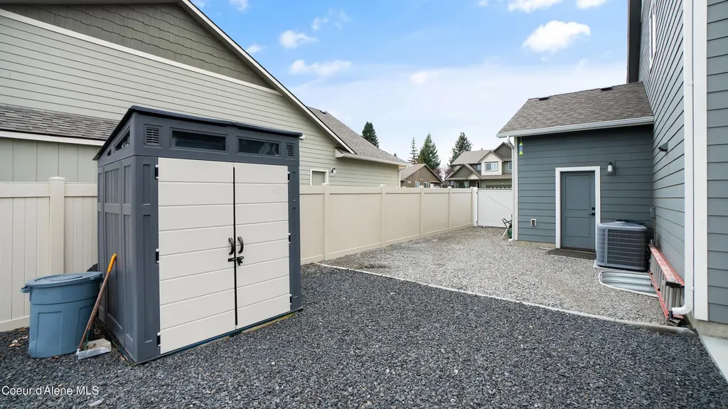 11552 N Beryl Drive Hayden ID 83835