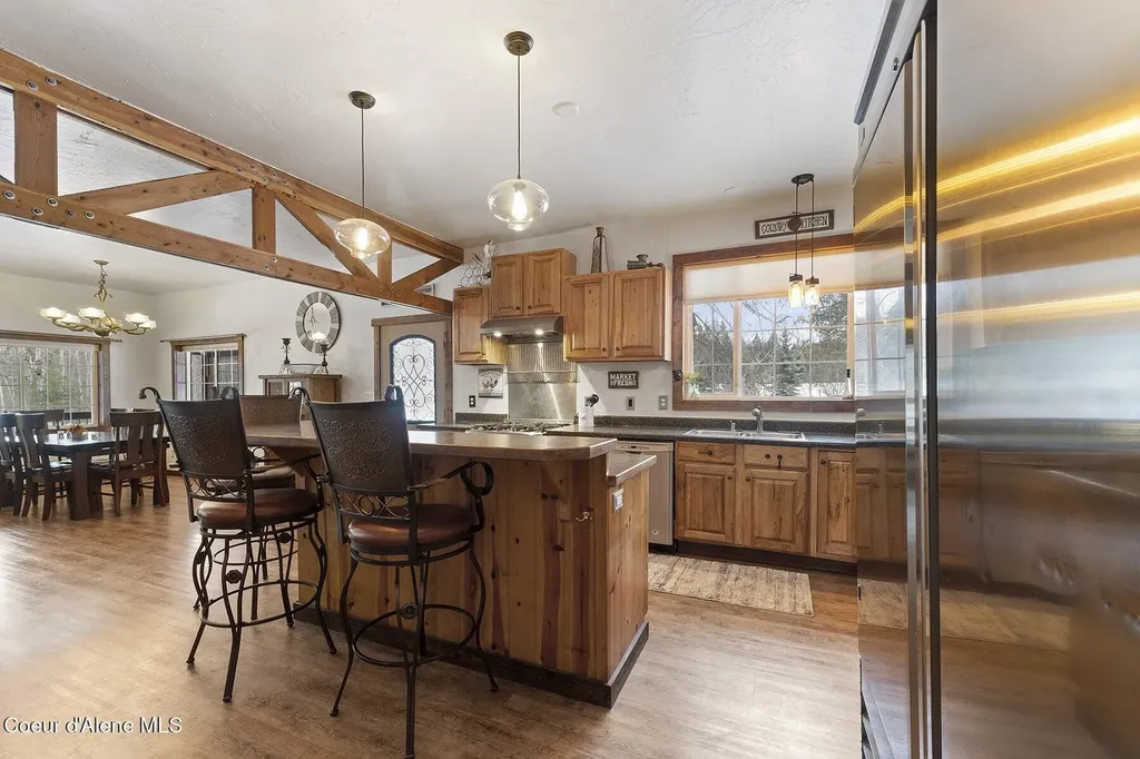 429 Barnhart Road Careywood ID 83809