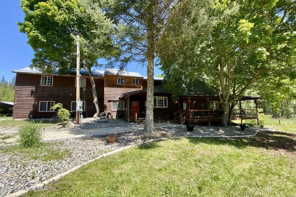 429 Barnhart Road Careywood ID 83809