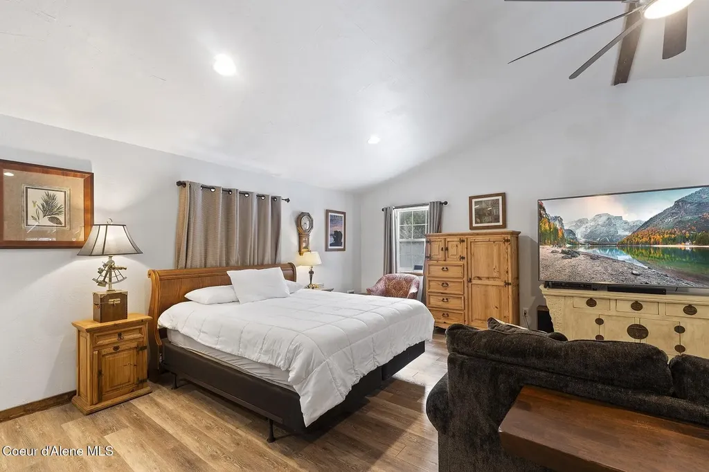 429 Barnhart Road Careywood ID 83809