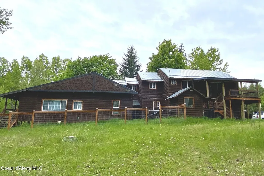 429 Barnhart Road Careywood ID 83809