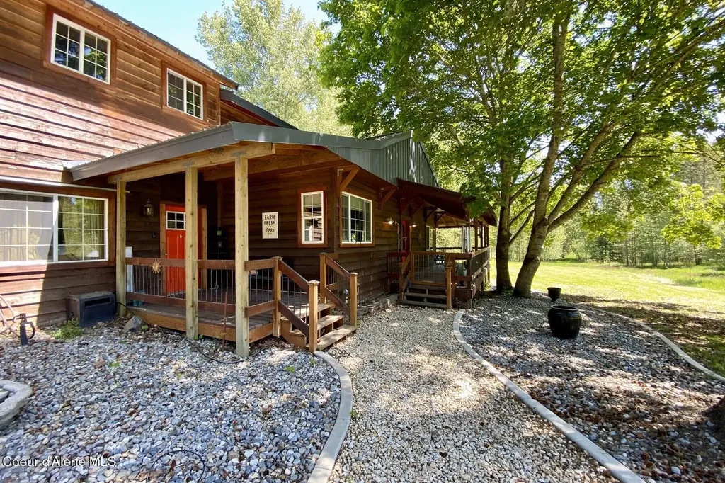429 Barnhart Road Careywood ID 83809