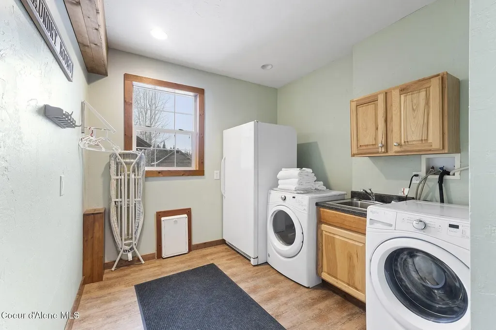 429 Barnhart Road Careywood ID 83809
