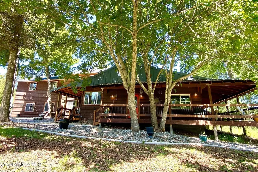 429 Barnhart Road Careywood ID 83809