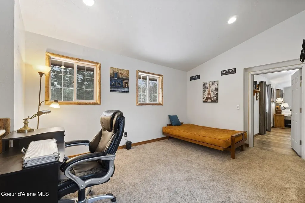 429 Barnhart Road Careywood ID 83809
