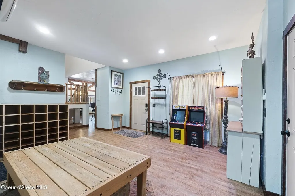 429 Barnhart Road Careywood ID 83809