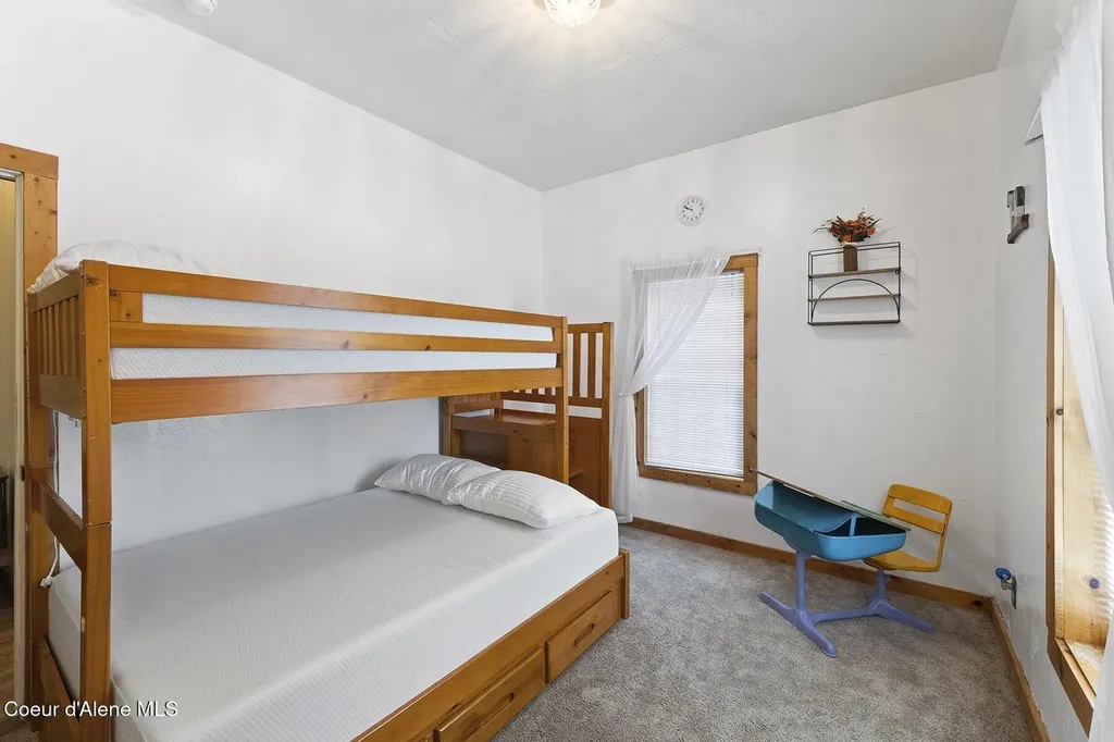 429 Barnhart Road Careywood ID 83809
