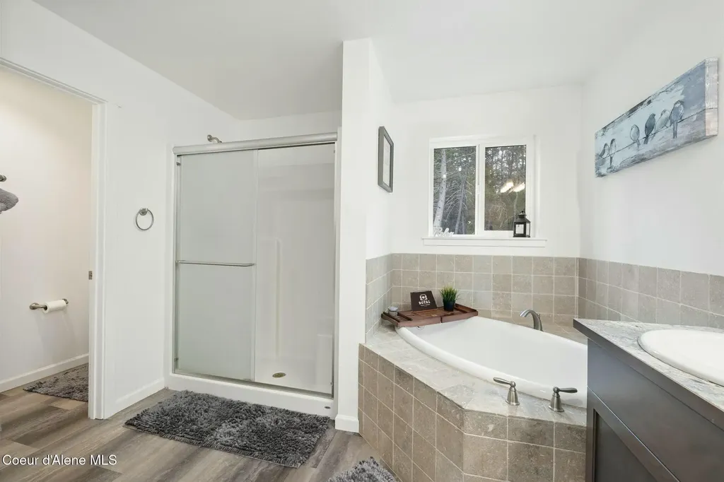 468 Cardinal Lane Spirit Lake ID 83869