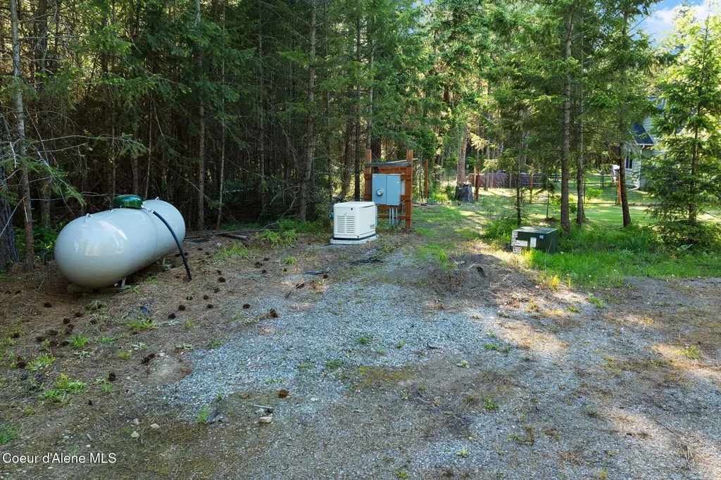 468 Cardinal Lane Spirit Lake ID 83869