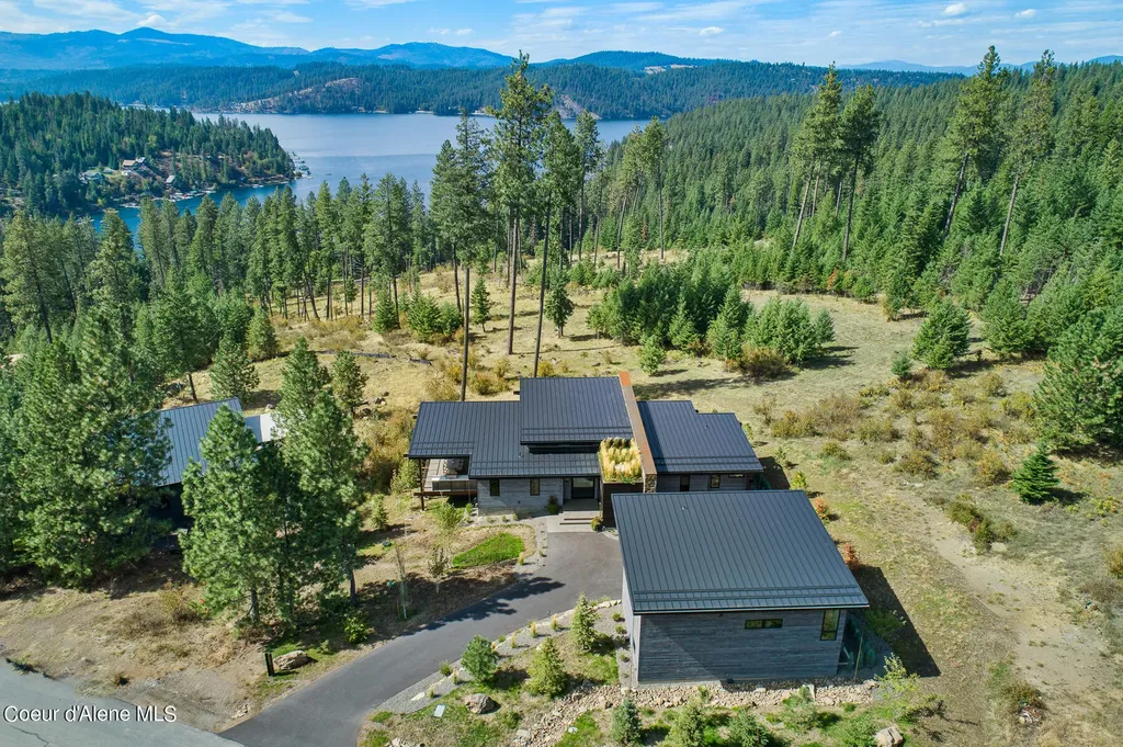 7225 S Buckrail Road Harrison ID 83833