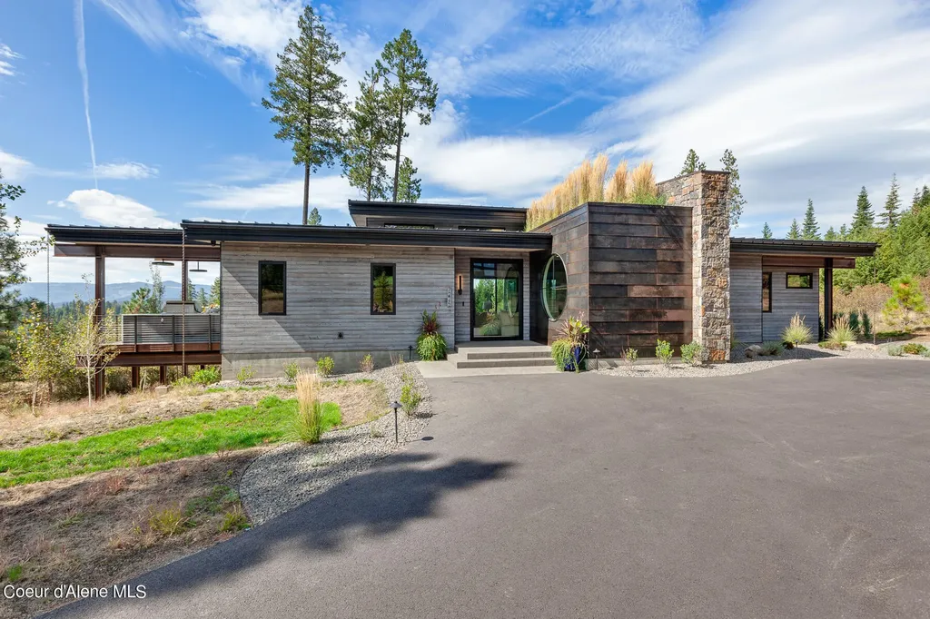 7225 S Buckrail Road Harrison ID 83833