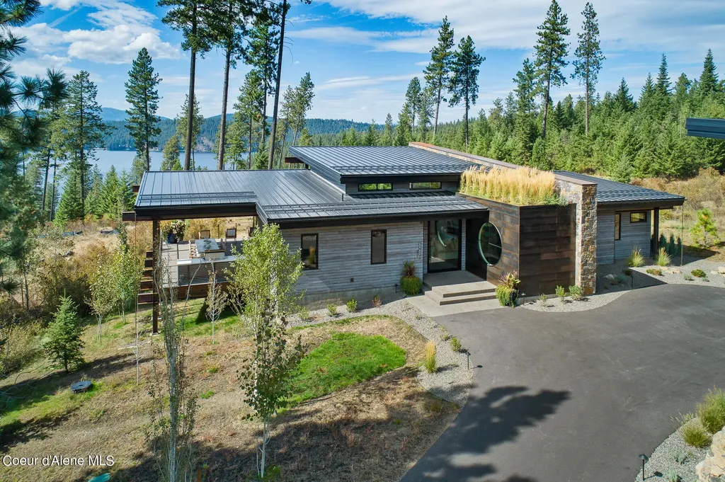 7225 S Buckrail Road Harrison ID 83833