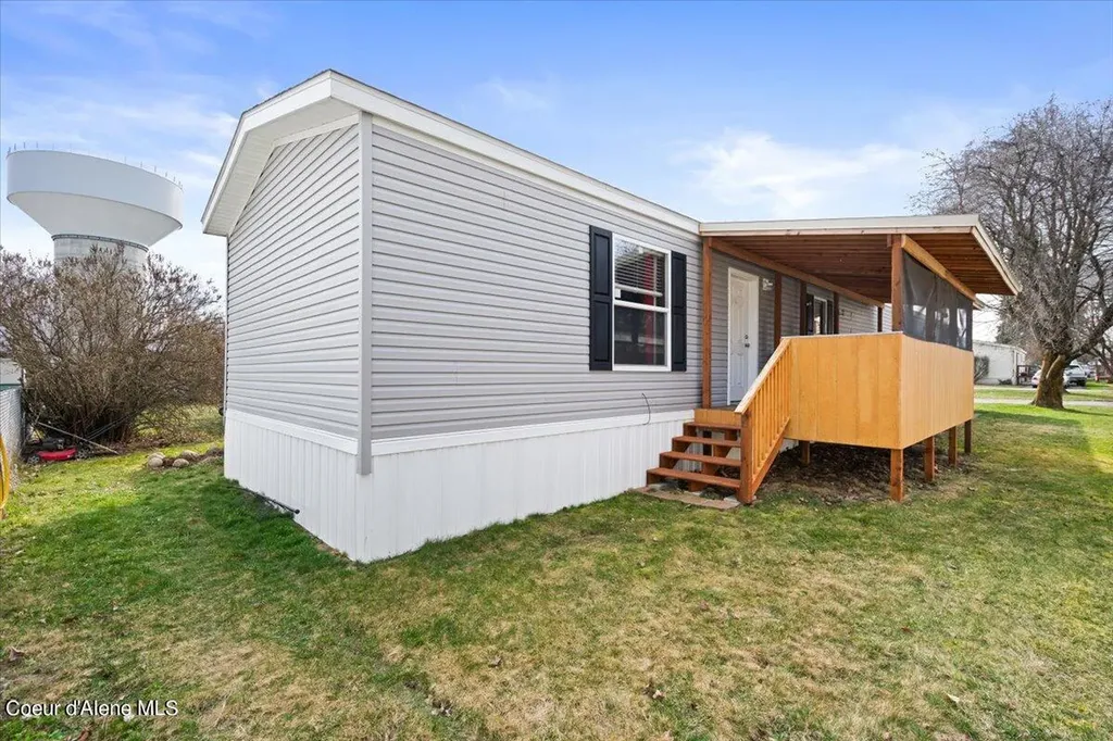 11032 N Braemar Street Hayden ID 83835