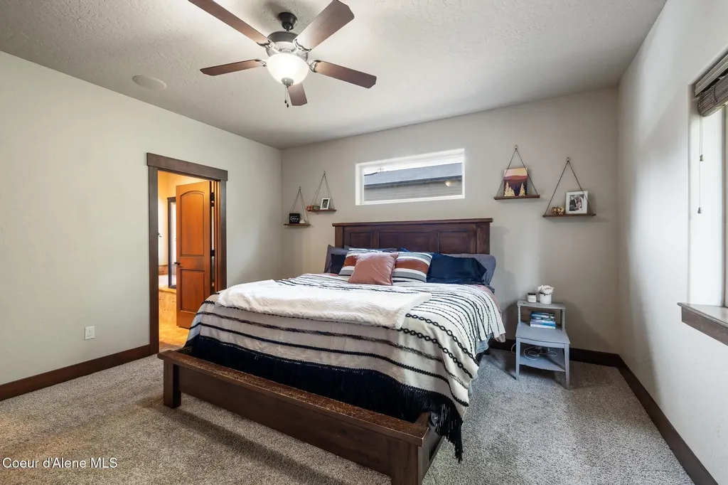 11668 N Waterford Loop Hauser ID 83854
