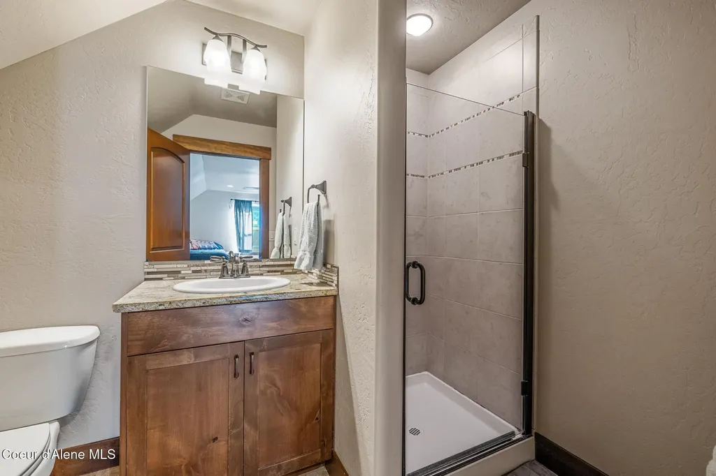 11668 N Waterford Loop Hauser ID 83854