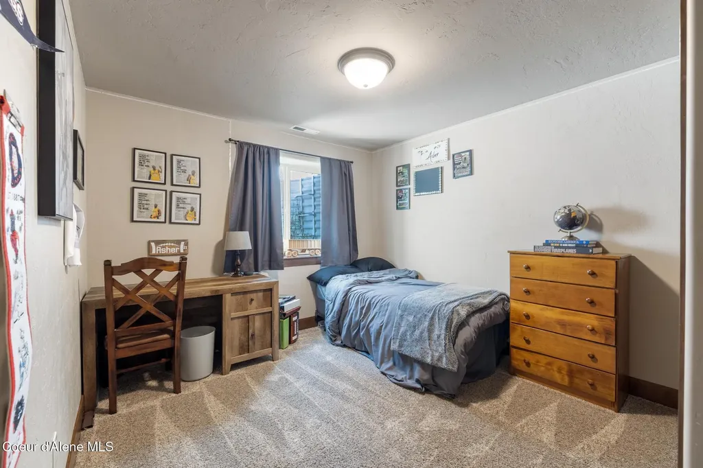 11668 N Waterford Loop Hauser ID 83854