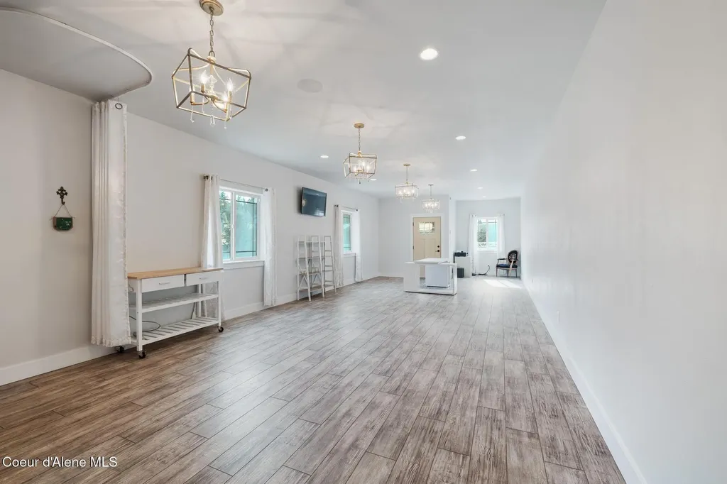 11668 N Waterford Loop Hauser ID 83854
