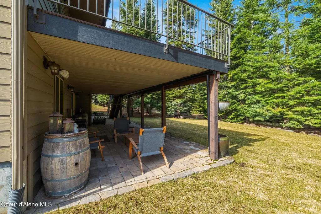 11668 N Waterford Loop Hauser ID 83854