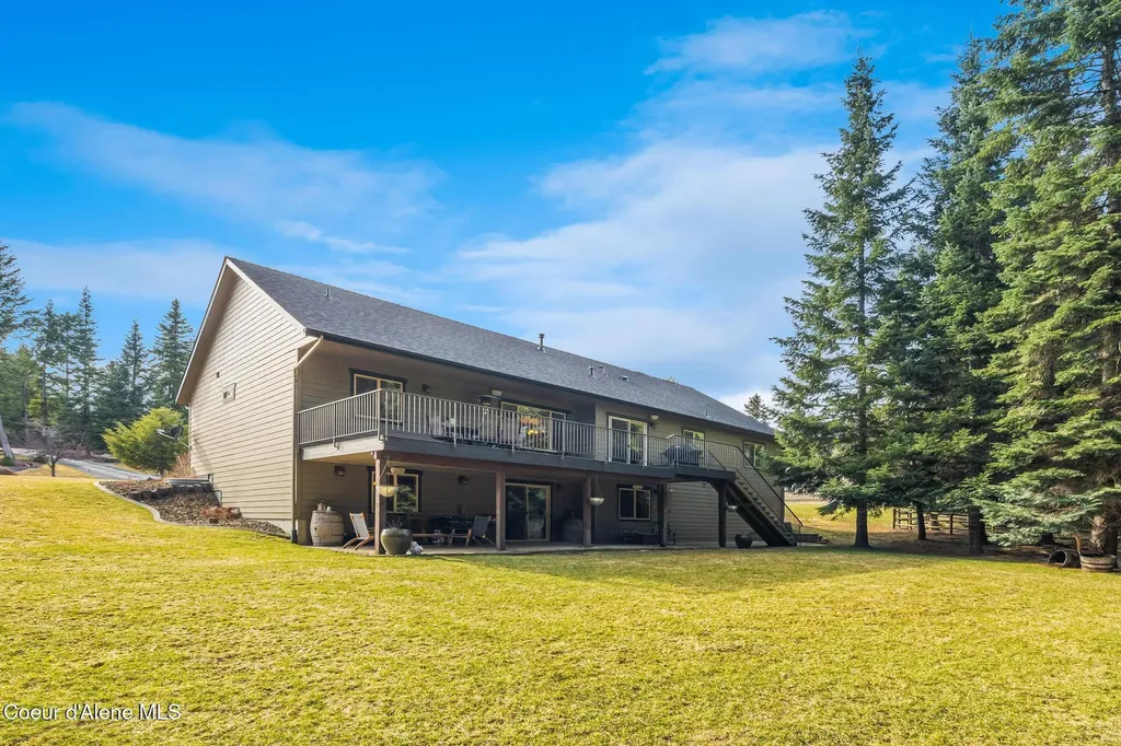11668 N Waterford Loop Hauser ID 83854