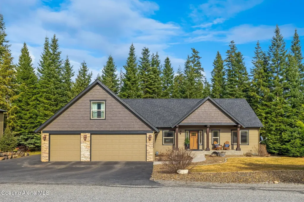 11668 N Waterford Loop Hauser ID 83854