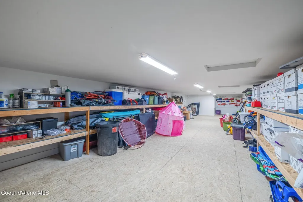 11668 N Waterford Loop Hauser ID 83854