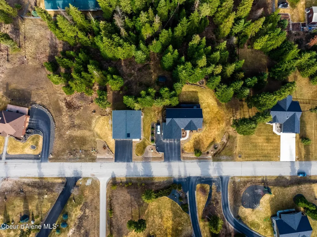 11668 N Waterford Loop Hauser ID 83854