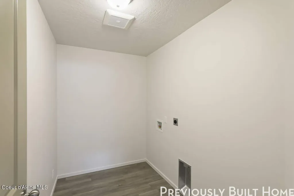18717 E Riverside Street Spokane Valley WA 99016