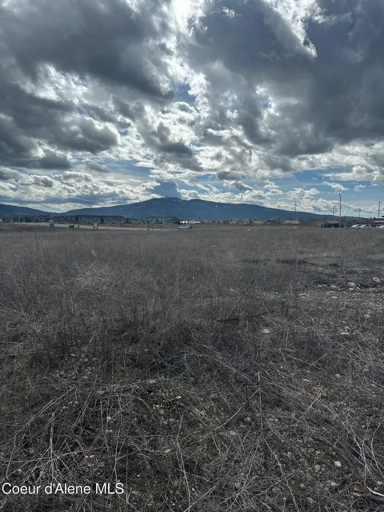 4440 E Bogie Drive Post Falls ID 83854