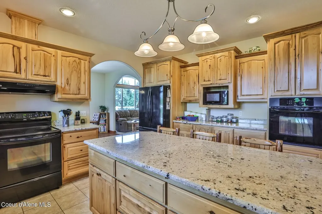 1524 Sunrise Road Bonners Ferry ID 83805