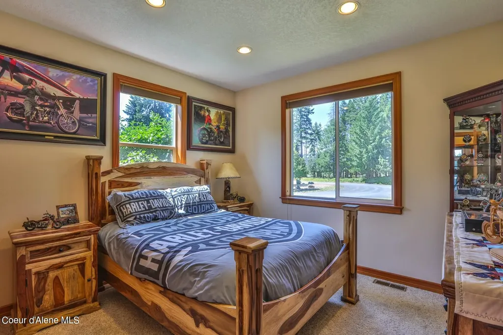 1524 Sunrise Road Bonners Ferry ID 83805