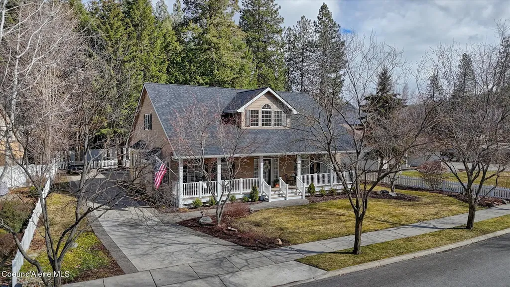 809 S Riverside Harbor Drive Post Falls ID 83854