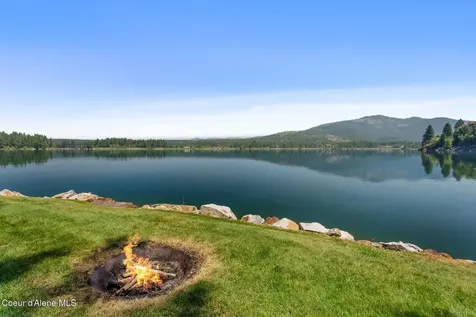 17325 Dufort Road Priest River ID 83856