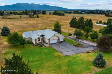 9998 W Gallop Lane Post Falls ID 83854