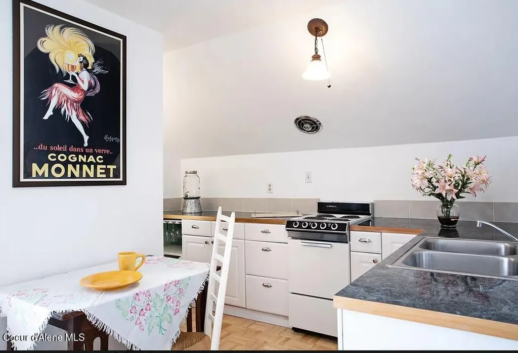 1001 W Jefferson Avenue St. Maries ID 83861