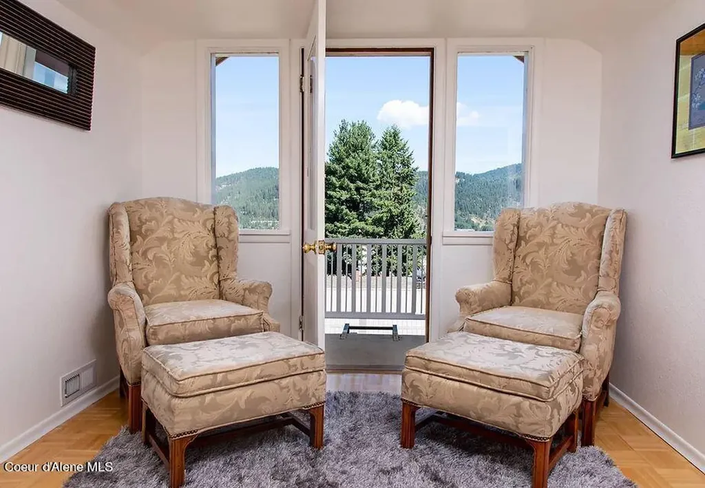 1001 W Jefferson Avenue St. Maries ID 83861