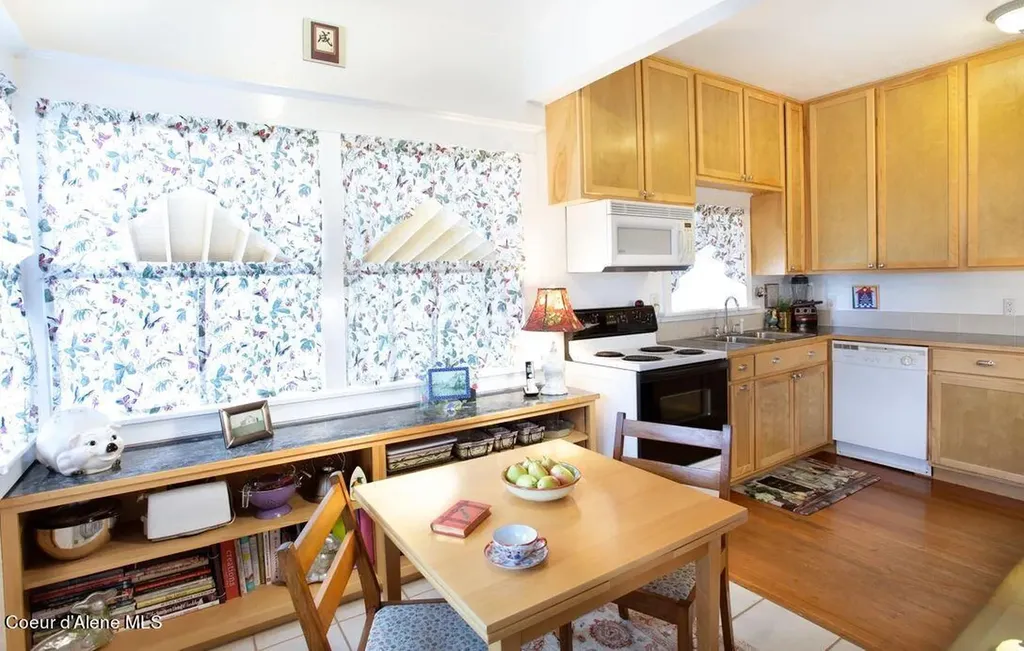 1001 W Jefferson Avenue St. Maries ID 83861