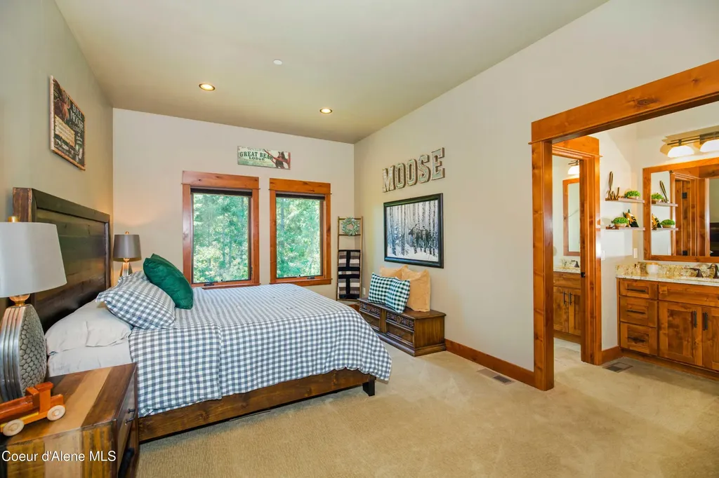 193 Brightwater Sandpoint ID 83864