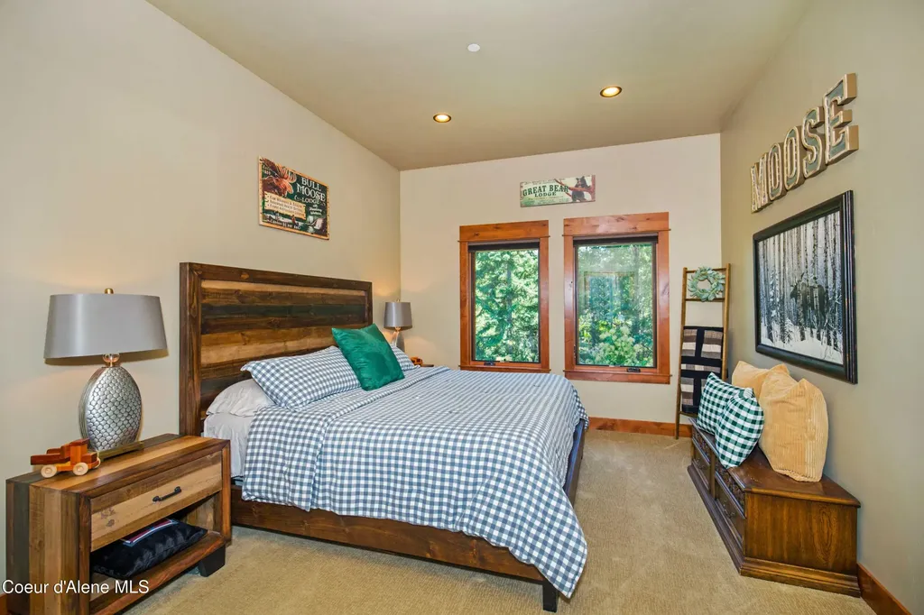 193 Brightwater Sandpoint ID 83864