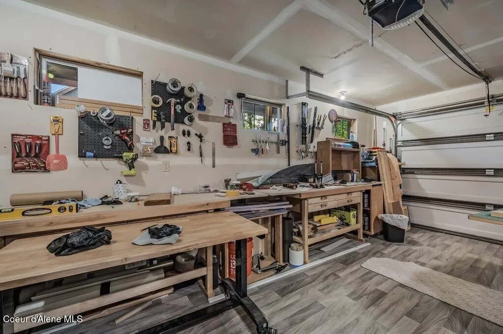 1205 W Lake Street Sandpoint ID 83864