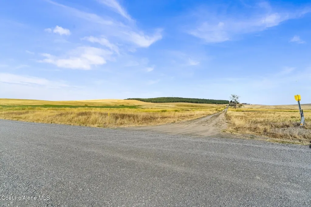 8597 W Rolling Hills Road Worley ID 83876