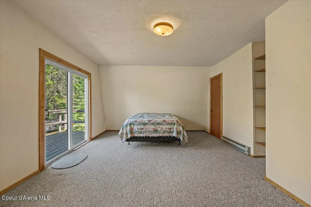 28801 N Lewellen Creek Road Athol ID 83801