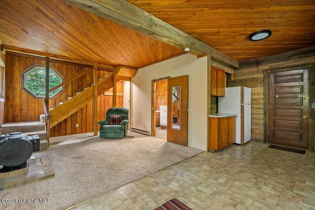 28801 N Lewellen Creek Road Athol ID 83801