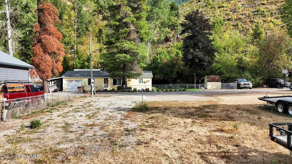 86 E Circle Drive Kellogg ID 83837