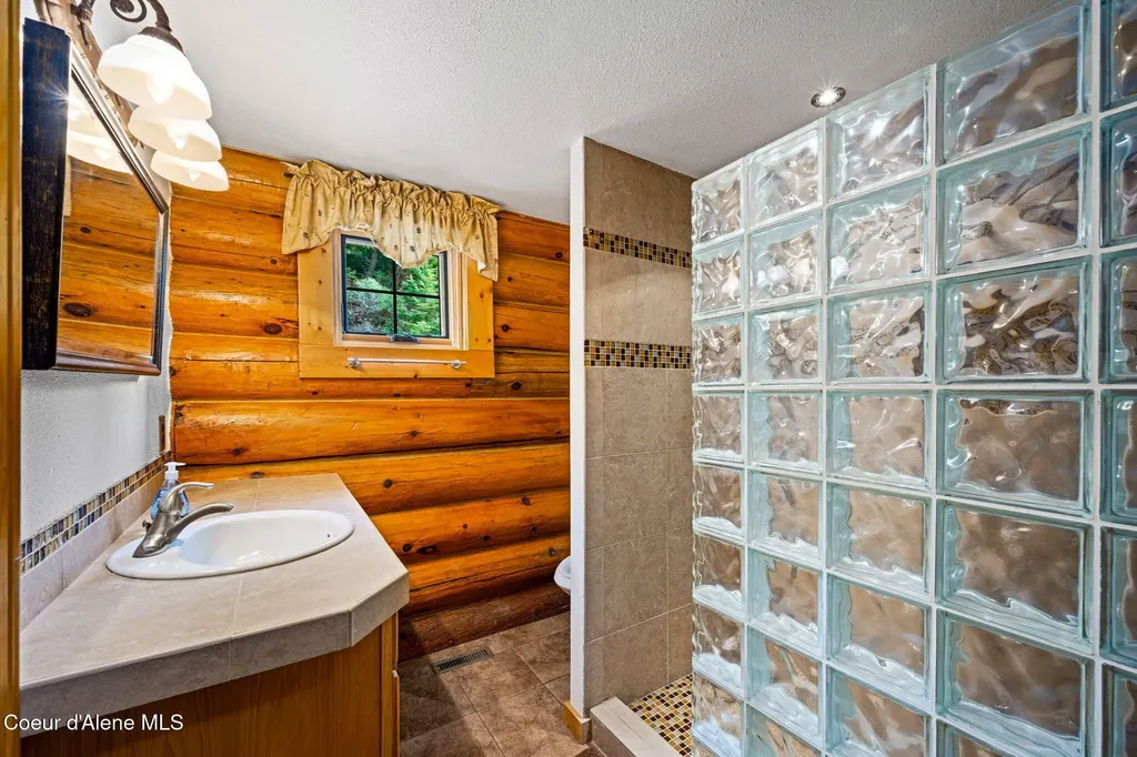 1706 Nine Mile Road Wallace ID 83873