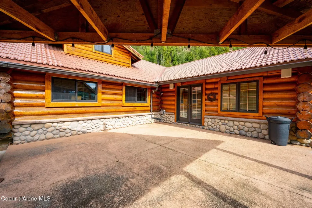 1706 Nine Mile Road Wallace ID 83873
