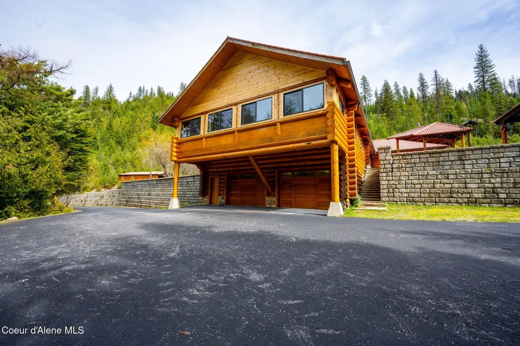 1706 Nine Mile Road Wallace ID 83873