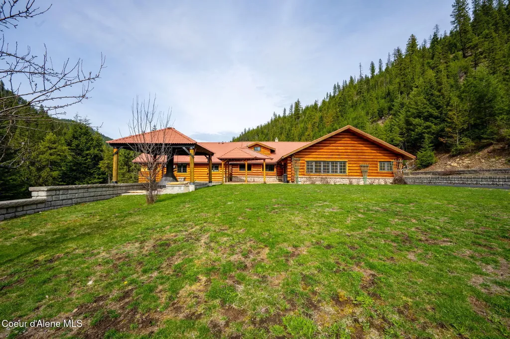 1706 Nine Mile Road Wallace ID 83873