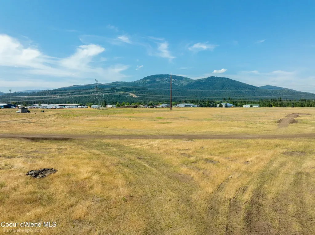 6870 W Karle Lane Rathdrum ID 83858