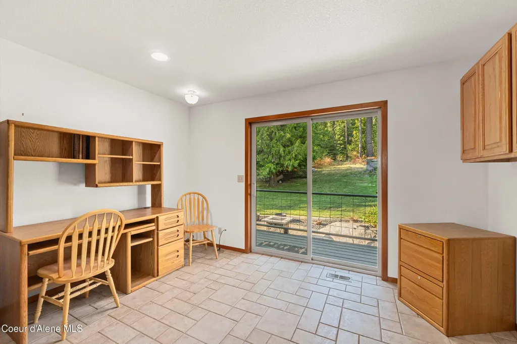 1702 Eastside Road Priest River ID 83856
