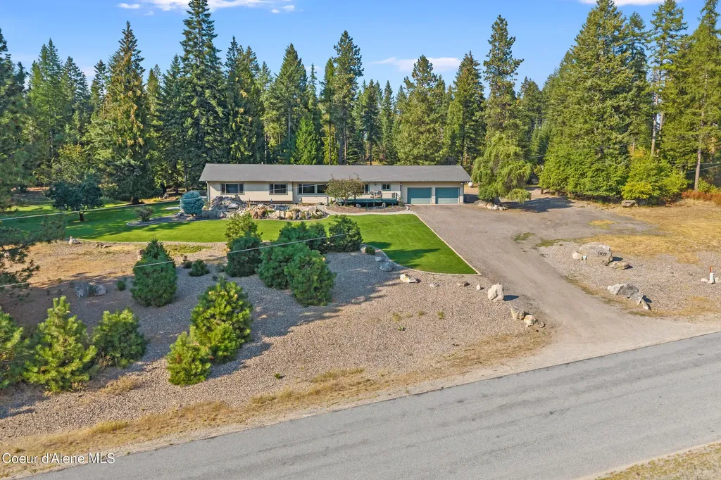 1702 Eastside Road Priest River ID 83856
